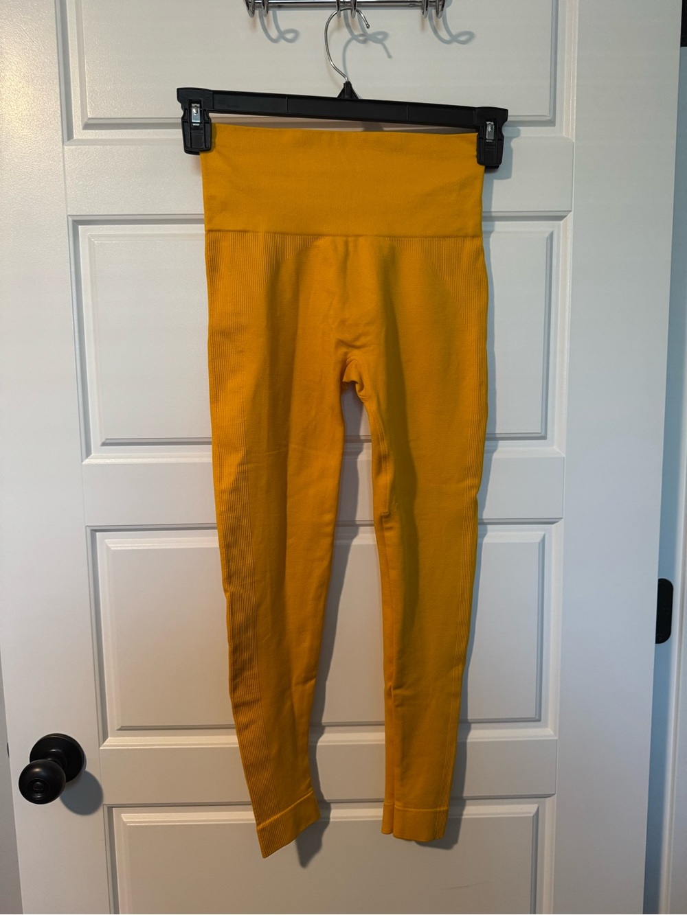 SET Active by Madelyn Cline Leggings, Yellow, Size Small